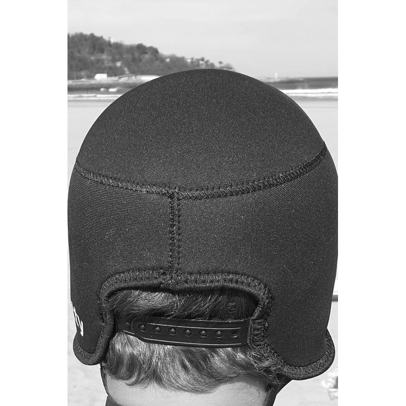 WETTY 2MM NEOPRENE SURF CAP : THE MAGIC CAP